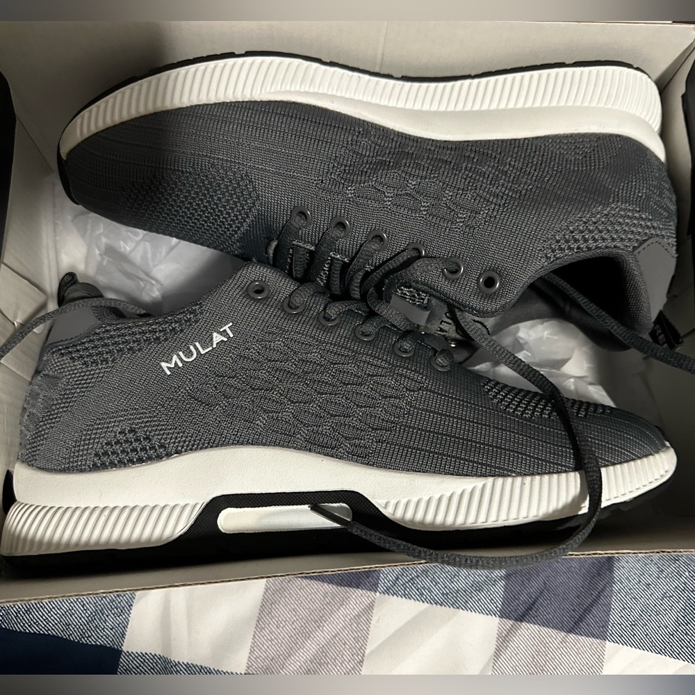 Mulat shoes, never worn 9.5